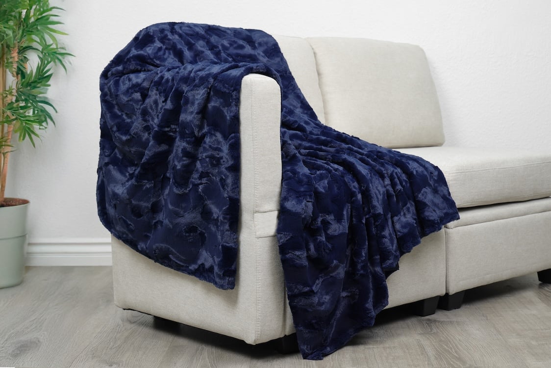 Luxe Cuddle® Blanket - Navy